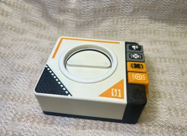 Zenless Zone Zero Badge Display Turntable, ZZZ Record Player, Badge Storage Display Stand