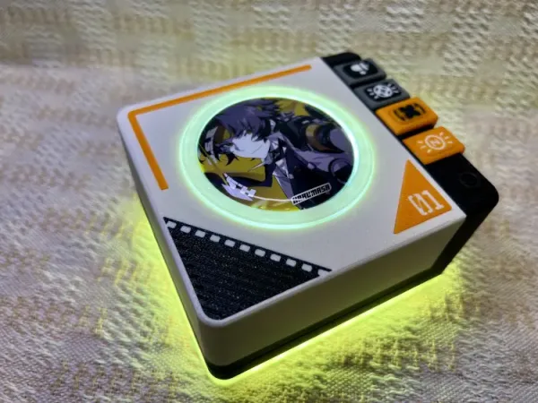 Zenless Zone Zero Badge Display Turntable, ZZZ Record Player, Badge Storage Display Stand