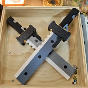 Zenless Zone Zero Soldier 11 Weapon Props Luminous Version of the Blade Desktop Ornament