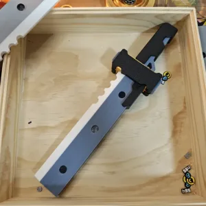 Zenless Zone Zero Soldier 11 Weapon Props Luminous Version of the Blade Desktop Ornament