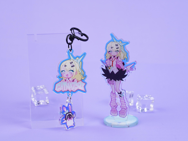 Zero Zone Zero Sunna Holographic Acrylic Keychain +Standee Set for Fandom Display & Wear | Zenlesszonezero.toys