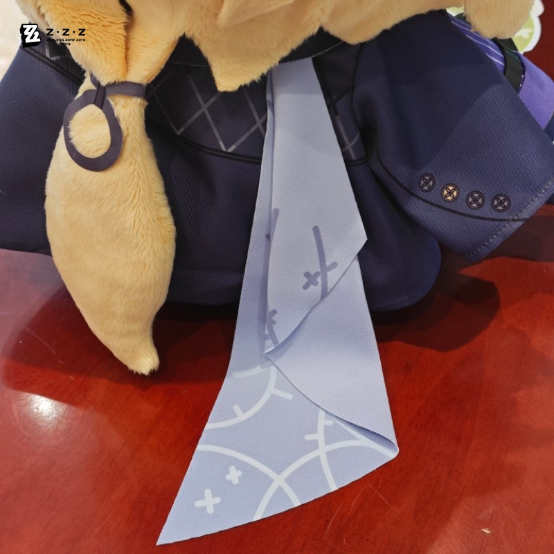 Hugo Vlad Plush Doll 40cm Zenless Zone Zero Sitting Plush Toy with Dress-Up Options