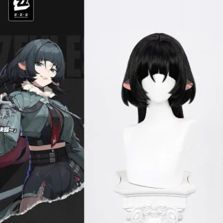 A premium heat-resistant synthetic cosplay wig for Zenless Zone Zero character Jane Doe, showcasing a slate-black layered top with a bold crimson-pink ombre underlayer on a mannequin head.