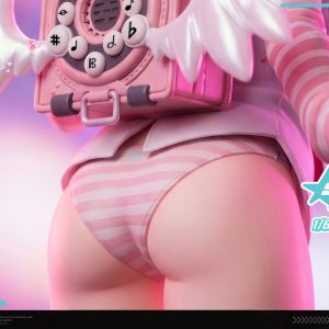 (If the singing turns out truly terrible, then the "Delusional Angels" can just go down together!) BlackMeow Studio 黑咪社